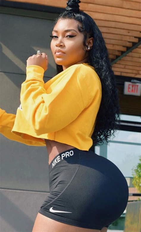 All that ass @bvvjvyy ‍ .